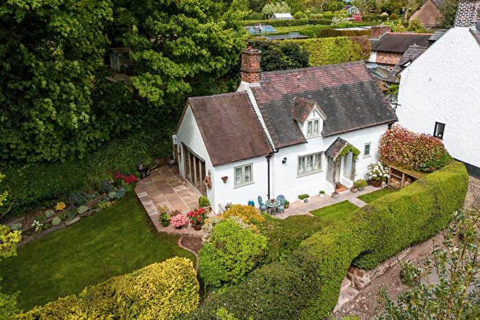 2 Bedroom Cottage For Sale In High Street, Great Budworth, CW9