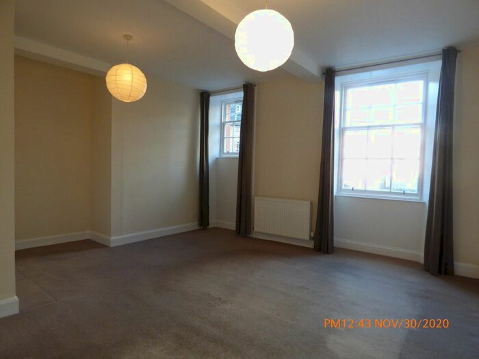 1 Bedroom Flat To Rent In Boroughloch Square, Edinburgh, EH8