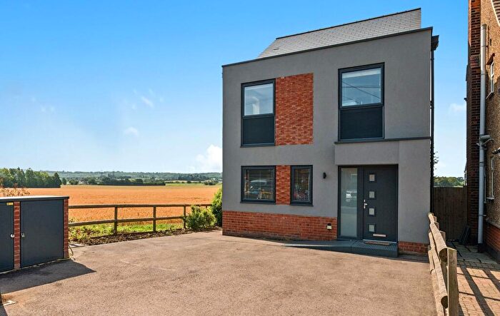 3 Bedroom Detached House For Sale In Cooling Road, Cliffe, Kent., ME3
