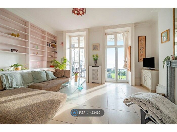 2 Bedroom Maisonette To Rent In Marine Square, Brighton, BN2