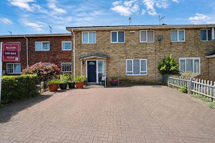 4 Bedroom Terraced House For Sale In Croyde Avenue, Corby, NN18