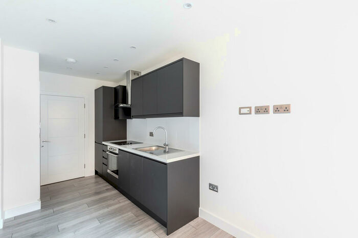 1 Bedroom Apartment To Rent In Thanet Place, CR0