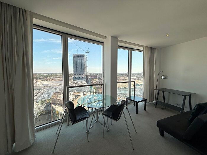 Studio To Rent In The Rotunda, New Street, B2