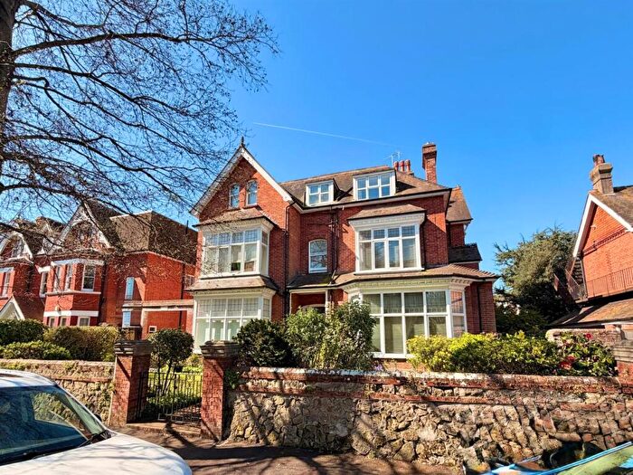 1 Bedroom Flat For Sale In Grassington Road, Eastbourne, BN20