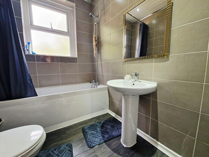 2 Bedroom Terraced House To Rent In Wensley Road, Blackburn, BB2