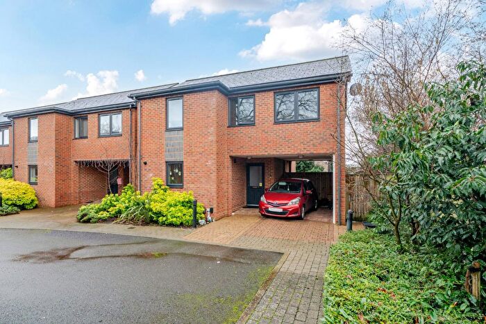 4 Bedroom Detached House For Sale In Dairy Close, Sholing, Southampton, Hampshire, SO19