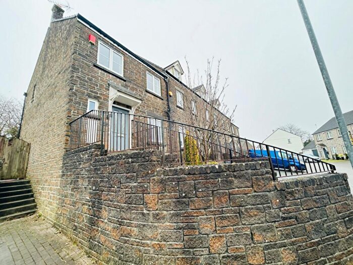 3 Bedroom House To Rent In Harebell Close, Pillmere, Saltash, PL12