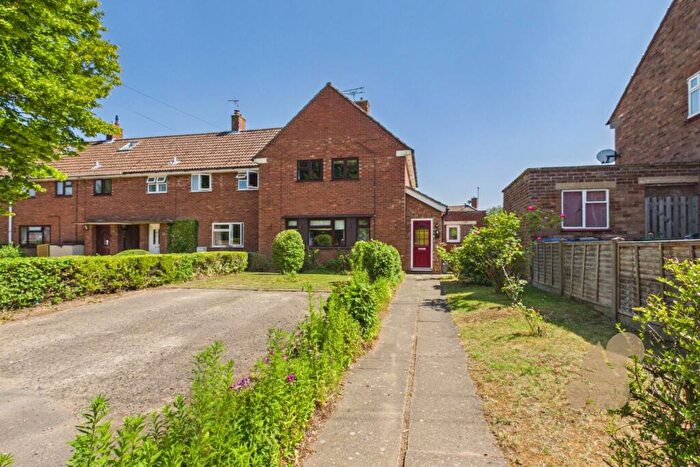 3 Bedroom End Of Terrace House For Sale In Northumberland Avenue, Bury St. Edmunds, IP32