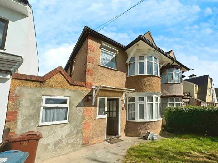 3 Bedroom Semi-Detached House To Rent In Albert Road, Harrow, HA2