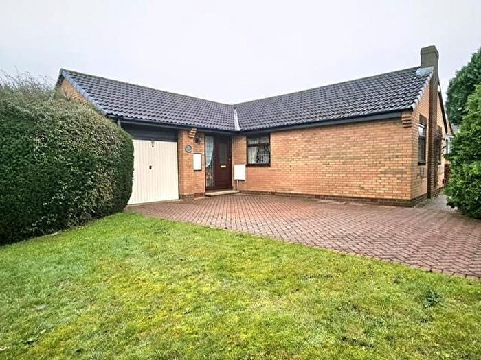 3 Bedroom Detached Bungalow For Sale In Lanark Drive, Mexborough, S64