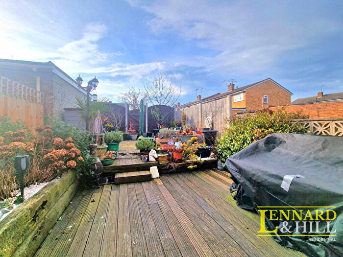 3 Bedroom Terraced House For Sale In Hollowfield Avenue, Little Thurrock, Grays, RM17