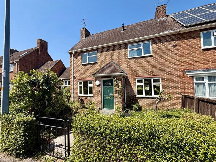 3 Bedroom Semi-Detached House For Sale In Sanders Road, Trowbridge, BA14