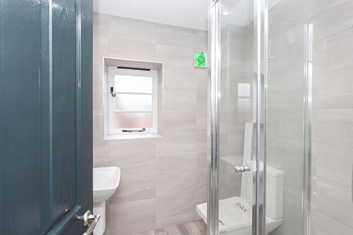 2 Bedroom End Of Terrace House To Rent In Well Meadow Street, Sheffield, S3