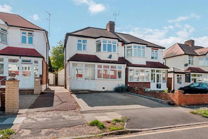 3 Bedroom Semi Detached House For Sale In Maycross Avenue, Morden, SM4