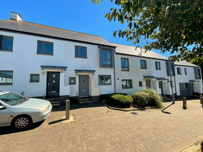 2 Bedroom Terraced House To Rent In Goldsworthy Drive, Bude, EX23