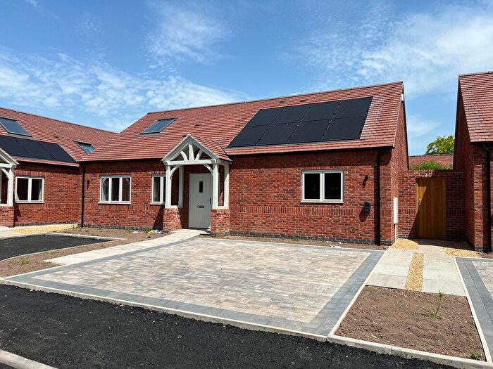 2 Bedroom Bungalow For Sale In The Brambles, Cakebole Lane, Chaddesley Corbett, DY10