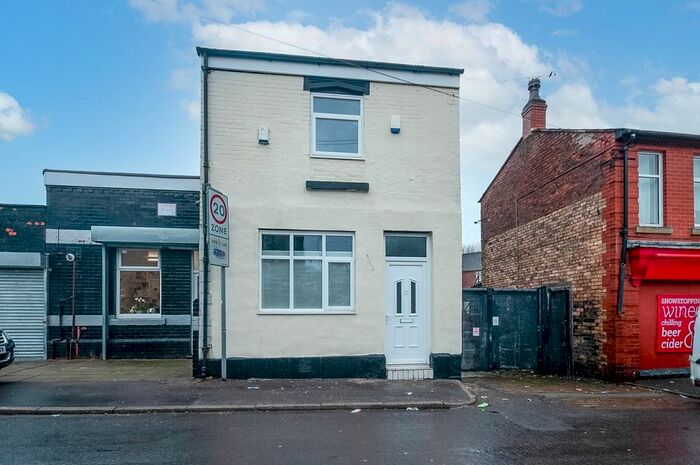 2 Bedroom Terraced House To Rent In West Street, St Helens, WA10