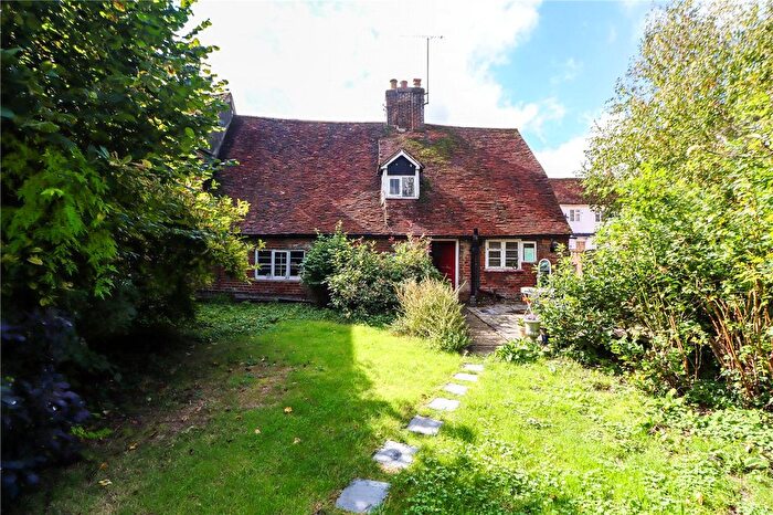 3 Bedroom End Of Terrace House For Sale In High Street, Redbourn, St. Albans, AL3