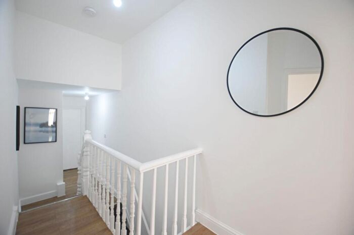 2 Bedroom Flat To Rent In St. George's Road, Forest Gate, E7