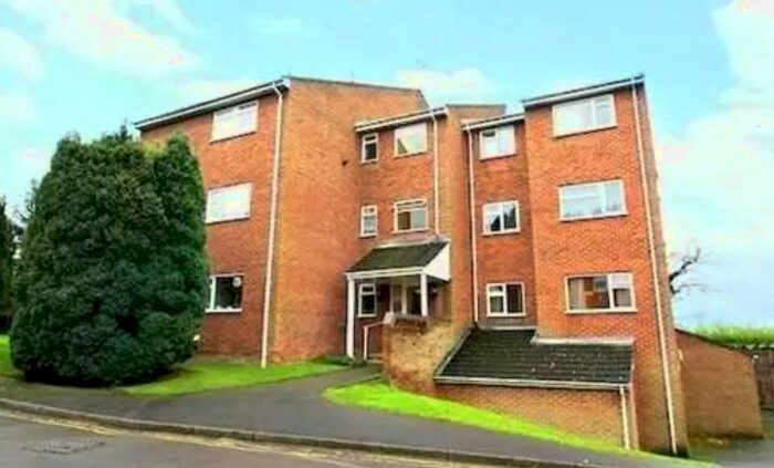 1 Bedroom Flat To Rent In Elizabeth Court, Alderman Willey Close, Wokingham, RG41