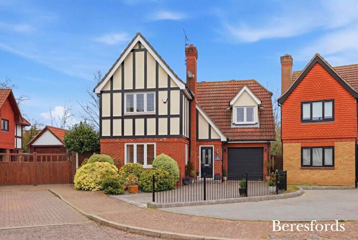 4 Bedroom Detached House For Sale In Cut Hedge, Great Notley, CM77