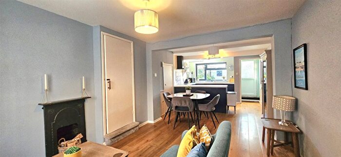 2 Bedroom Terraced House To Rent In Golf Road, Deal, CT14