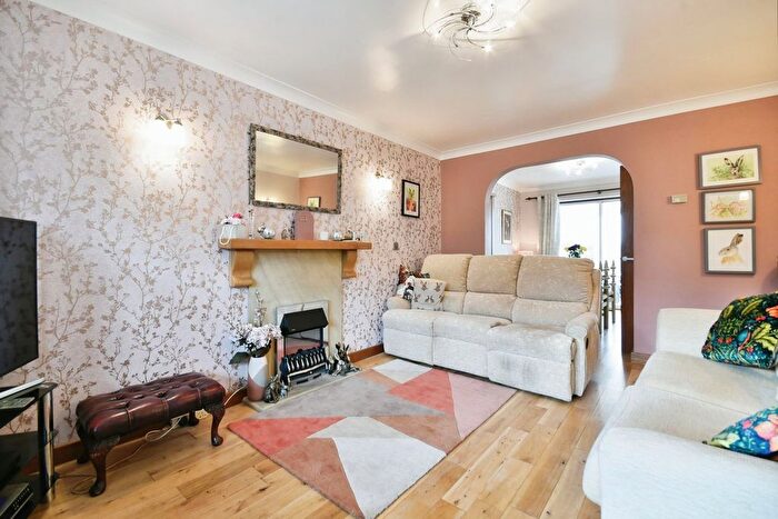 4 Bedroom Detached House For Sale In Storth Meadow Road, Glossop, SK13