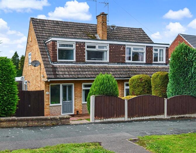 3 Bedroom Semi-Detached House For Sale In Birchover Way, Allestree, Derby, DE22
