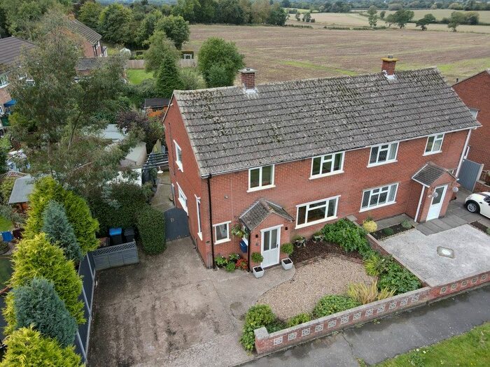 3 Bedroom Semi-Detached House For Sale In Newton Lane, Leicestershire, Odstone CV13