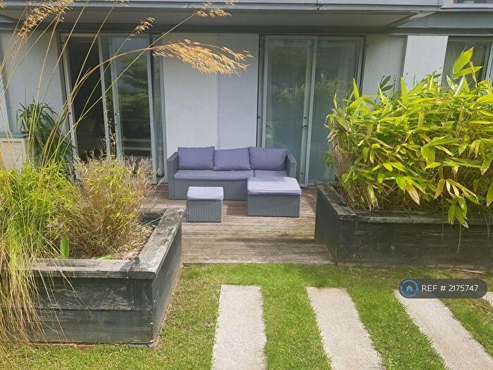 1 Bedroom Flat To Rent In Chadwell Lane, London, N8