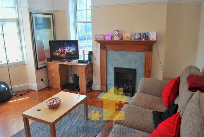 3 Bedroom Flat To Rent In Hagley Road, Edgbaston, Birmingham, B16