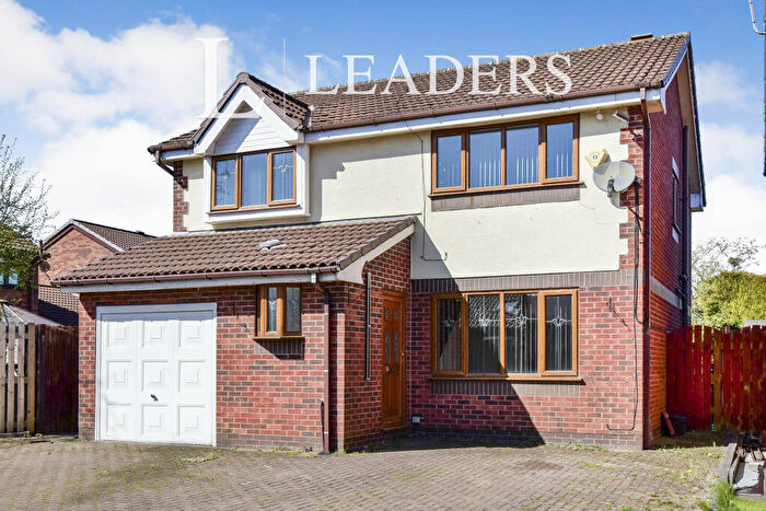 4 Bedroom Detached House To Rent In Drayfields, Manchester, M43