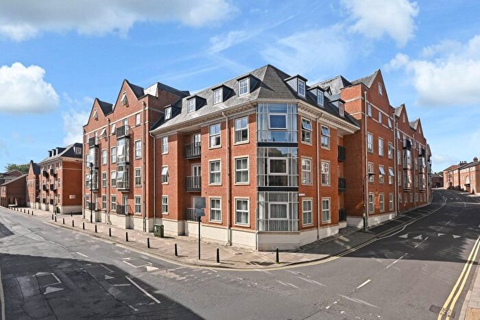 1 Bedroom Flat For Sale In Centurion Square, Skeldergate, York, YO1
