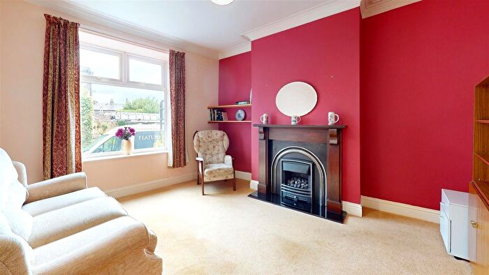 3 Bedroom Property For Sale In Bradford Road, Otley, LS21