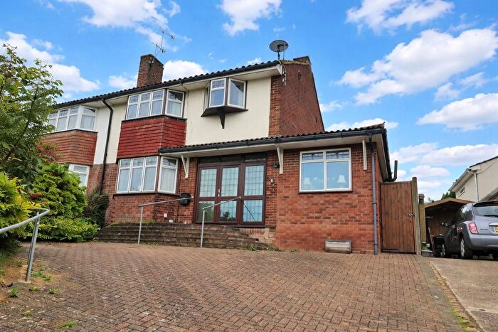 3 Bedroom Property For Sale In Kindersley Way, Abbots Langley, WD5