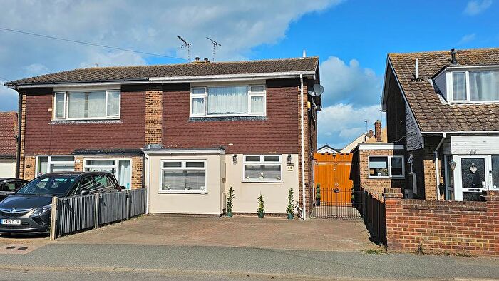 3 Bedroom Semi-Detached House For Sale In Greenhill Road, Herne Bay, CT6