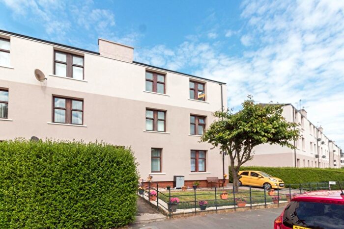2 Bedroom Flat To Rent In Hepburn Street, Coldside, Dundee, DD3