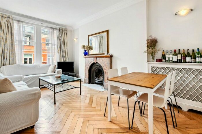3 Bedroom Flat To Rent In Stafford Mansions, Stafford Place, London, SW1E