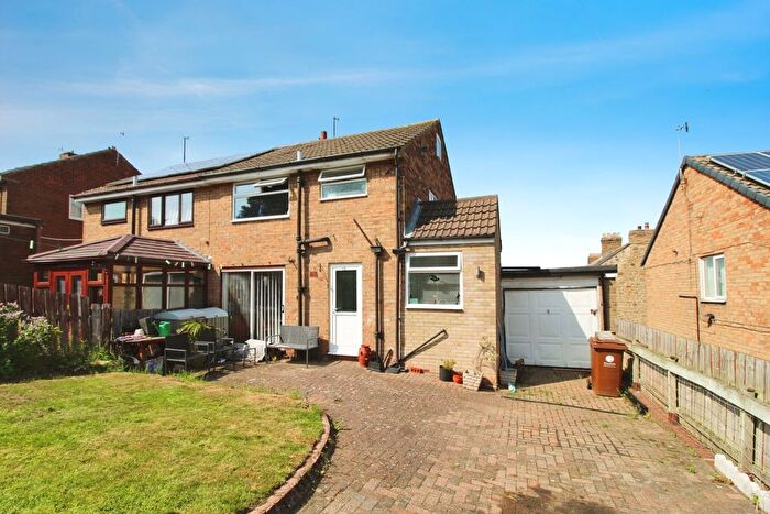 3 Bedroom Semi-Detached House For Sale In Hillcrest, Prudhoe, NE42