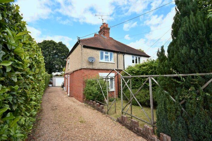 2 Bedroom Semi-Detached House To Rent In Burnt Hill Way, Farnham, GU10