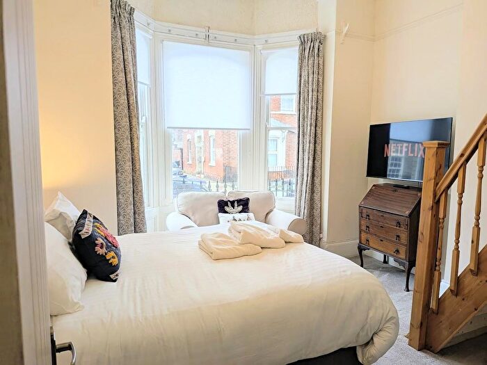 1 Bedroom Flat To Rent In Priory Street, York, YO1