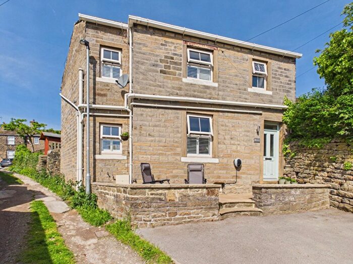 2 Bedroom Detached House For Sale In High Fold, East Morton, Keighley, BD20