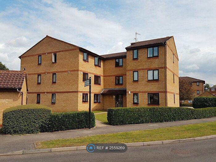 1 Bedroom Flat To Rent In Lowestoft Drive, Slough, SL1