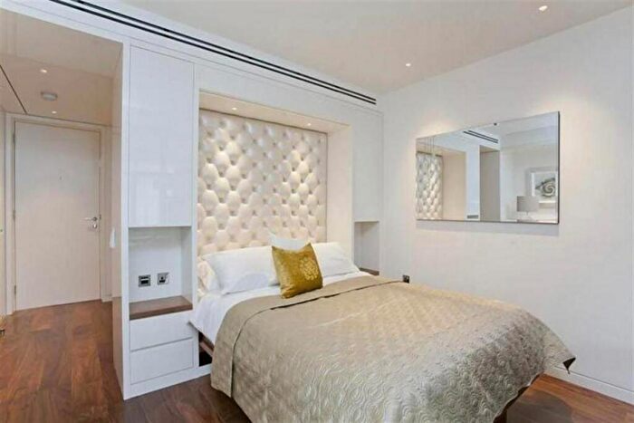 Apartment To Rent In The Heron, Moor Lane, London, EC2Y