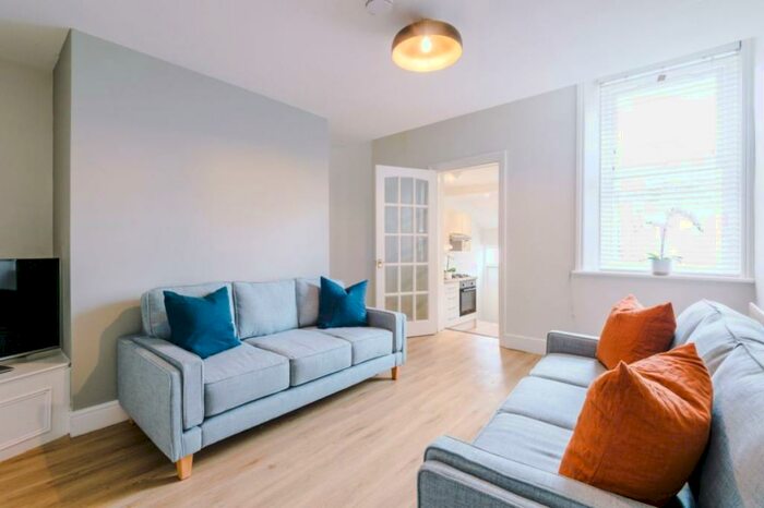 6 Bedroom Terraced House To Rent In Goldspink Lane, Newcastle, NE2