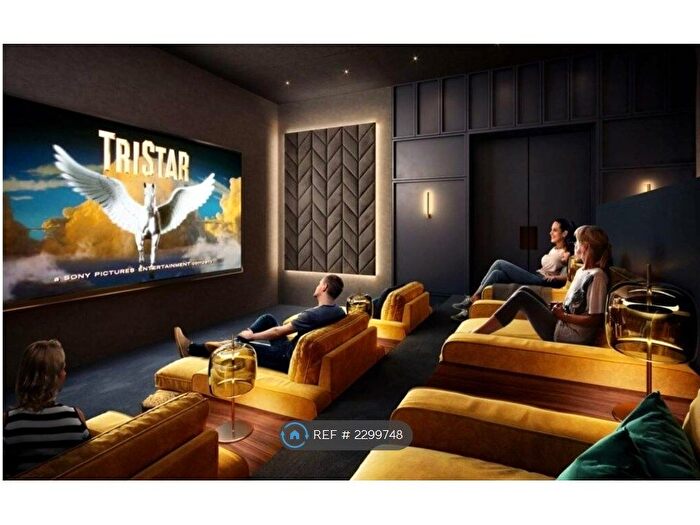 Studio To Rent In Queen Street, Salford, M3