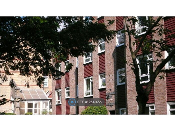 1 Bedroom Flat To Rent In Crystal Palace, London, SE19