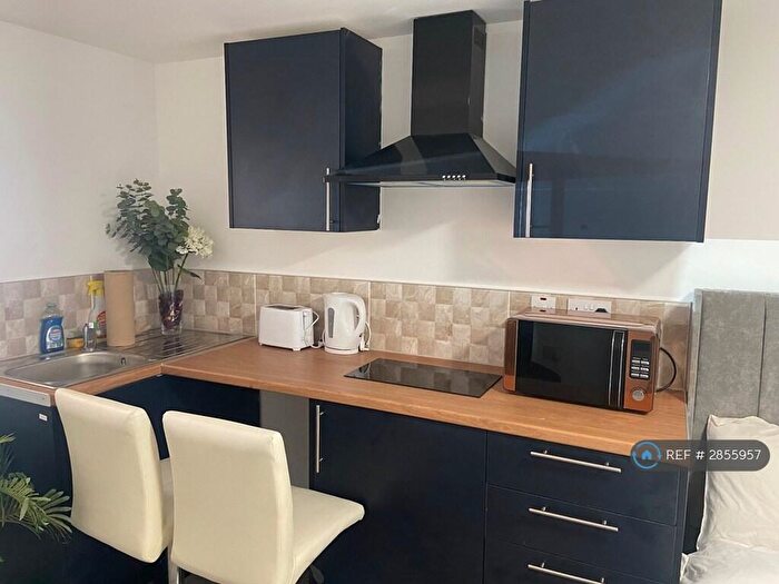 Studio To Rent In Wavertree Road, Liverpool, L7