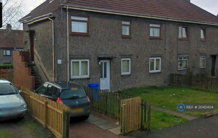 3 Bedroom Flat To Rent In Gateside Place, Kilmarnock, KA1