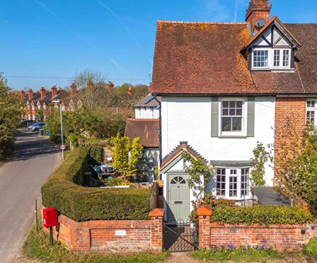 3 Bedroom Semi-Detached House For Sale In Golden Ball Lane, Maidenhead, Berkshire, SL6